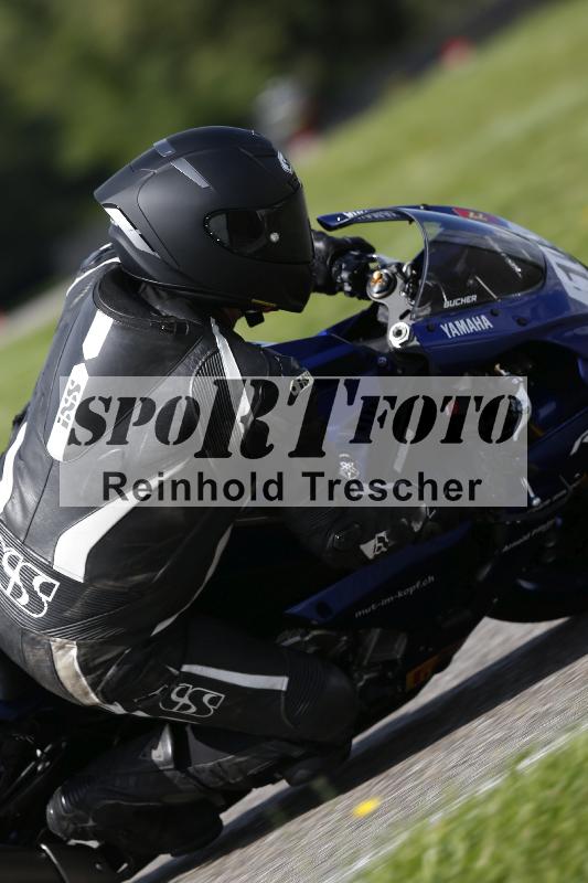 /53 16.09.2025 Track Day Domi Aegerter ADR/Gruppe rot/10